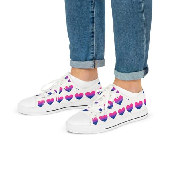 Bisexual Heart Men's Low Top Sneakers - Image 16